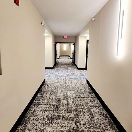 Extended Stay America Suites - Buffalo - Airport 치크토와가 외부 사진