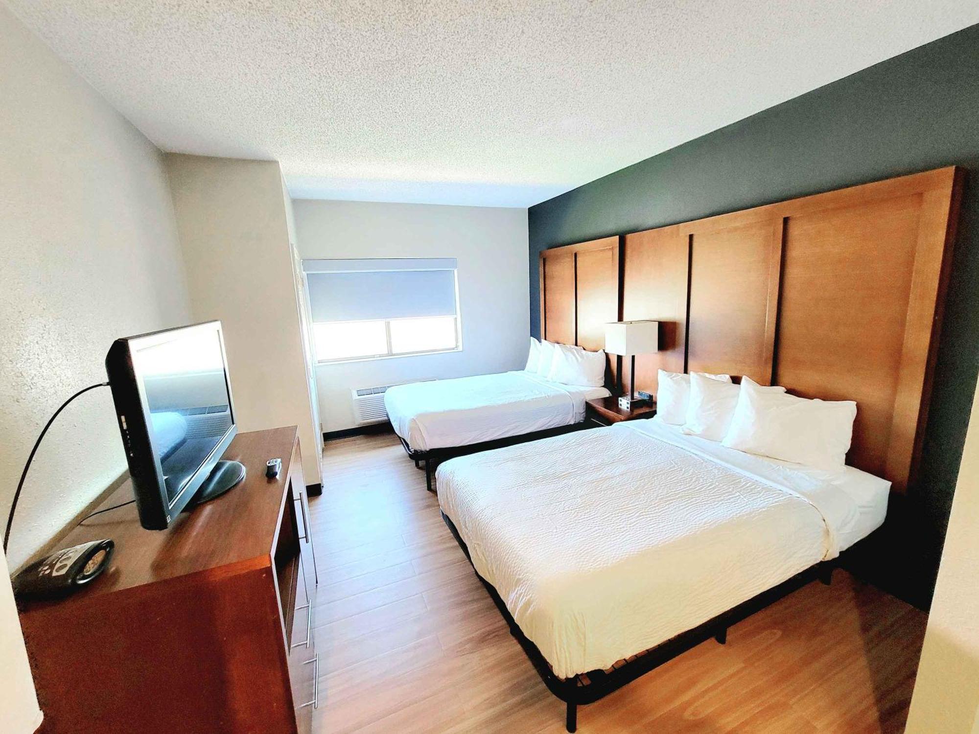 Extended Stay America Suites - Buffalo - Airport 치크토와가 외부 사진
