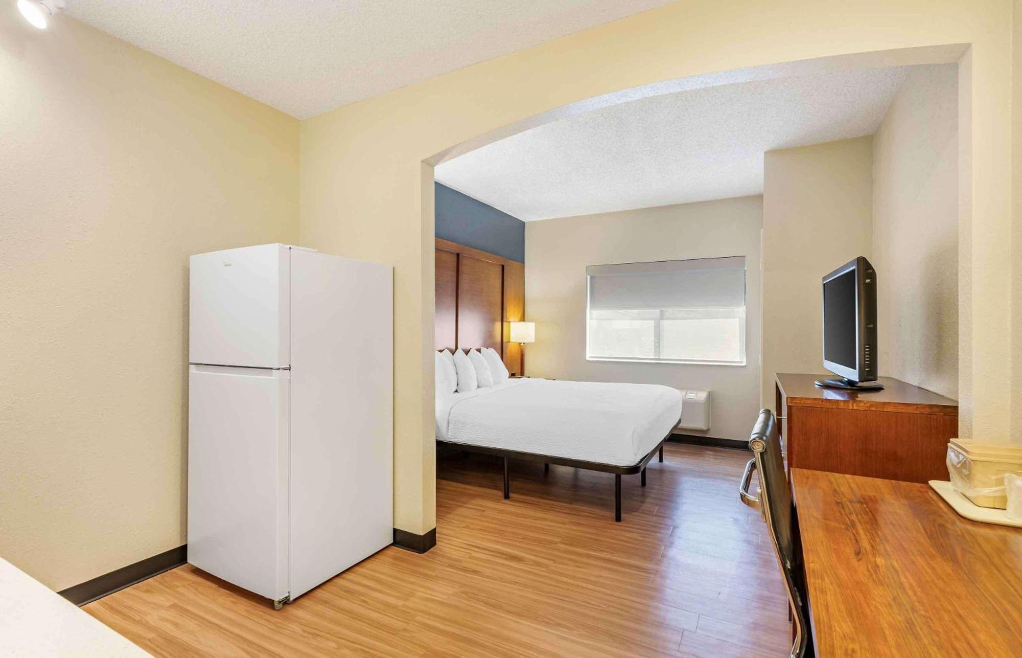 Extended Stay America Suites - Buffalo - Airport 치크토와가 외부 사진