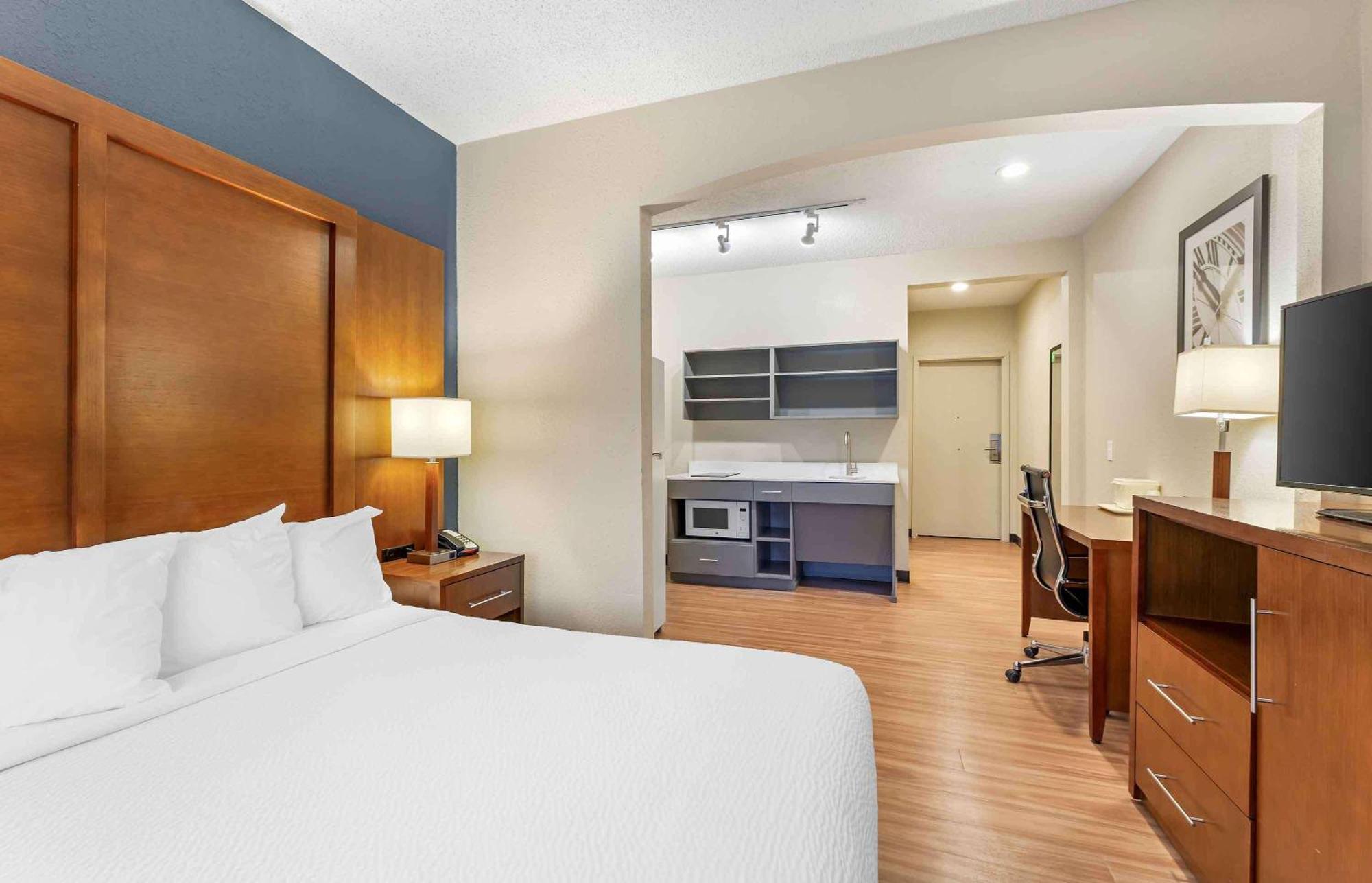 Extended Stay America Suites - Buffalo - Airport 치크토와가 외부 사진