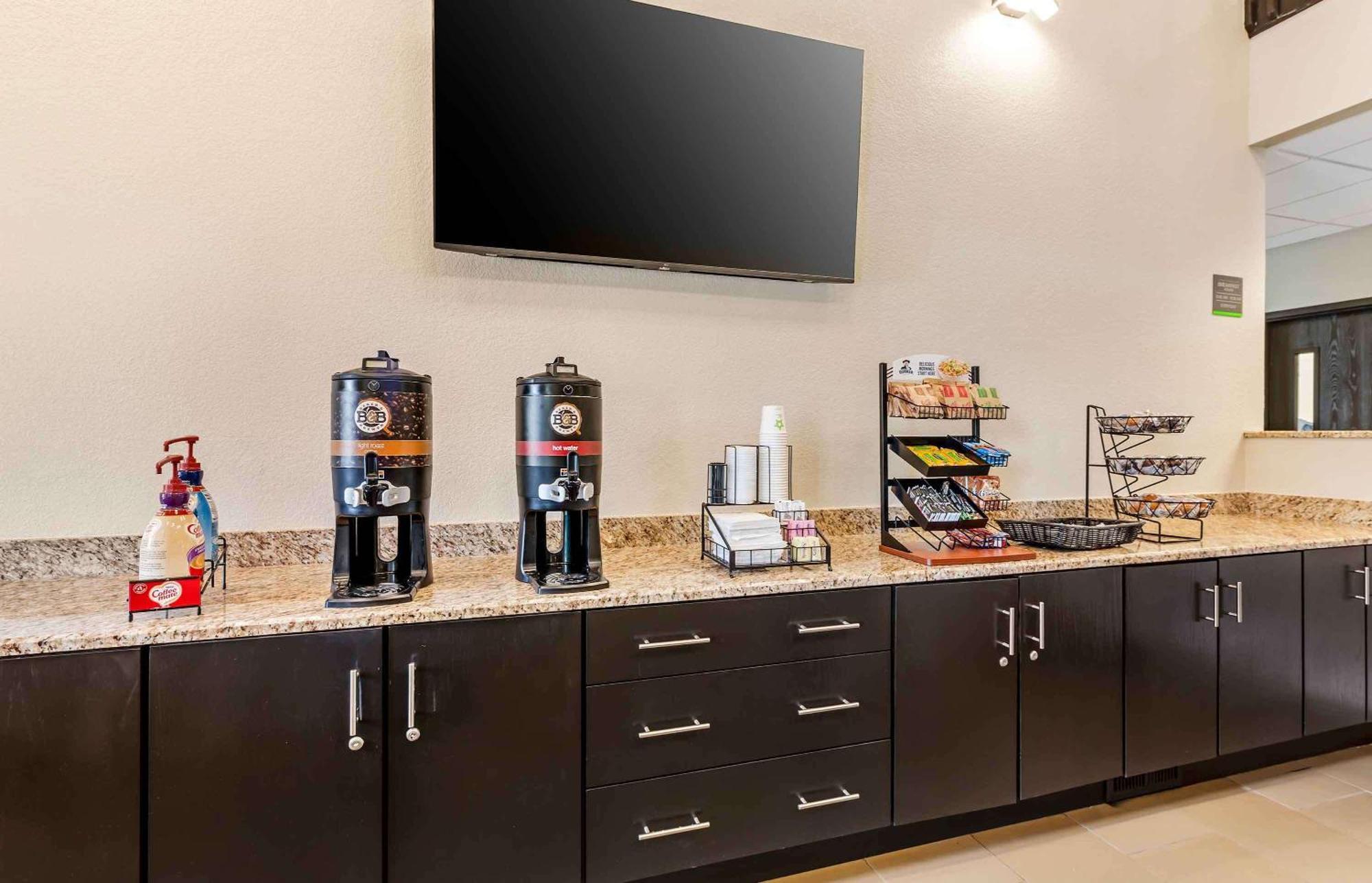 Extended Stay America Suites - Buffalo - Airport 치크토와가 외부 사진