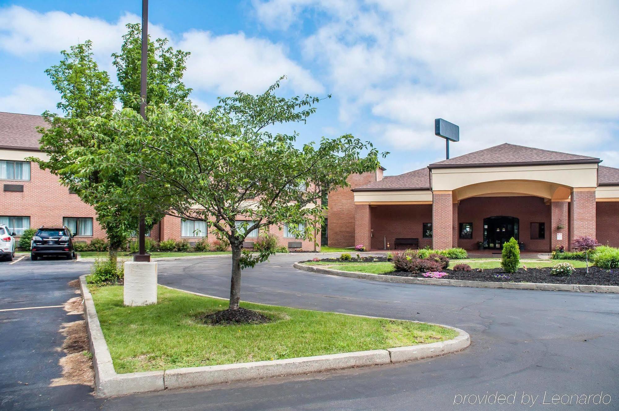 Extended Stay America Suites - Buffalo - Airport 치크토와가 외부 사진