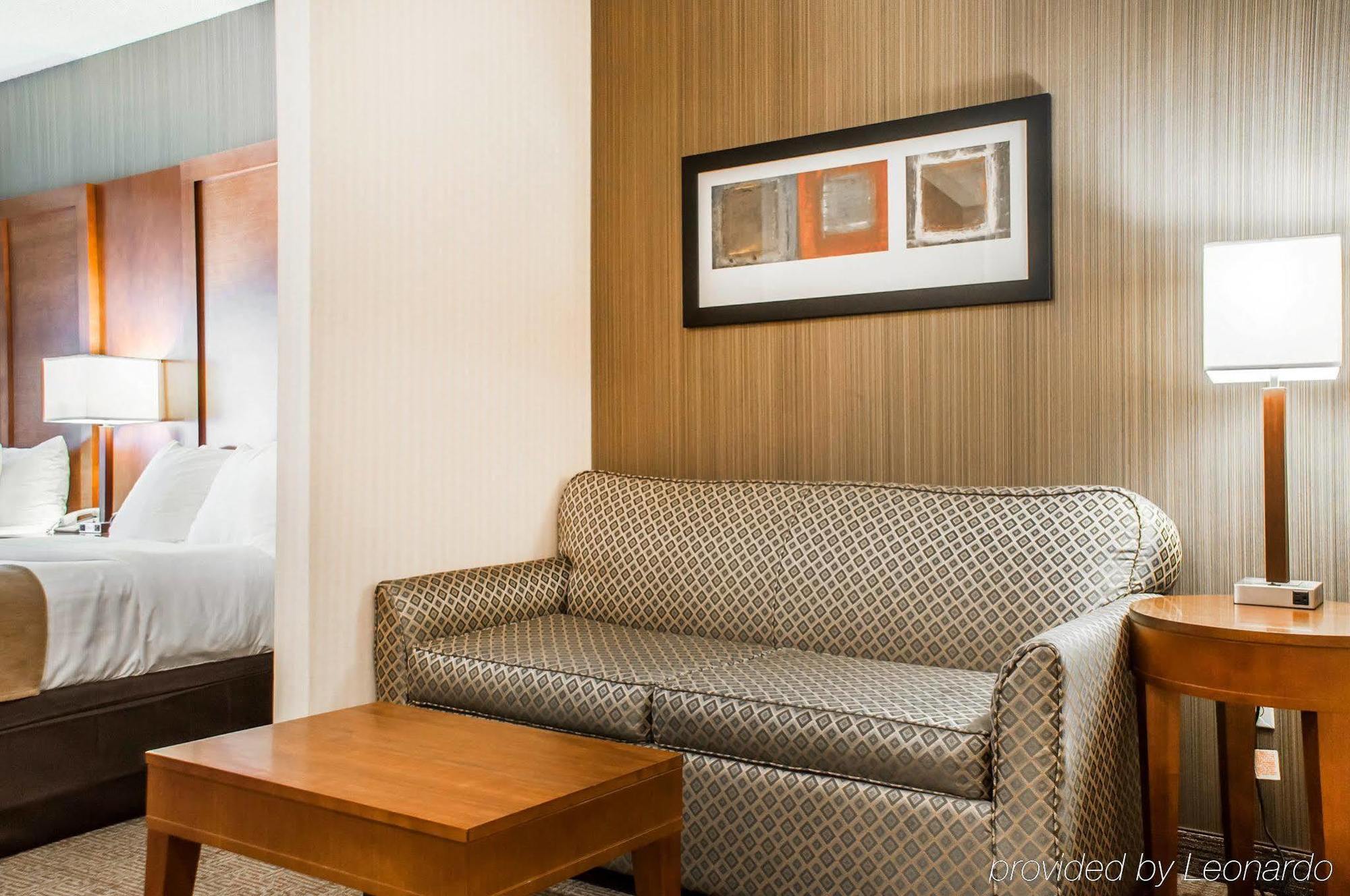 Extended Stay America Suites - Buffalo - Airport 치크토와가 외부 사진